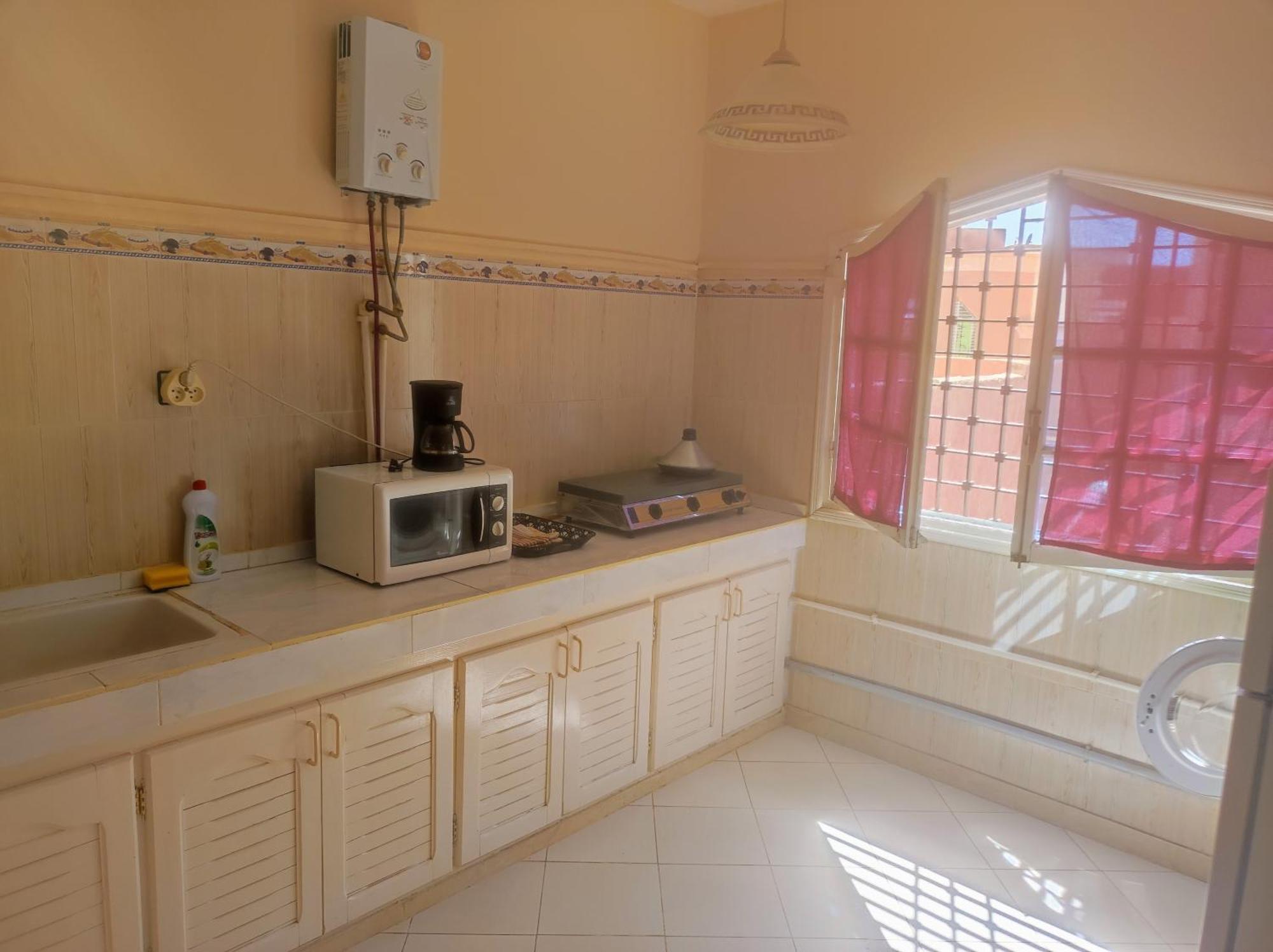 Ferienwohnung Dar Pikhasa Saïdia Exterior foto